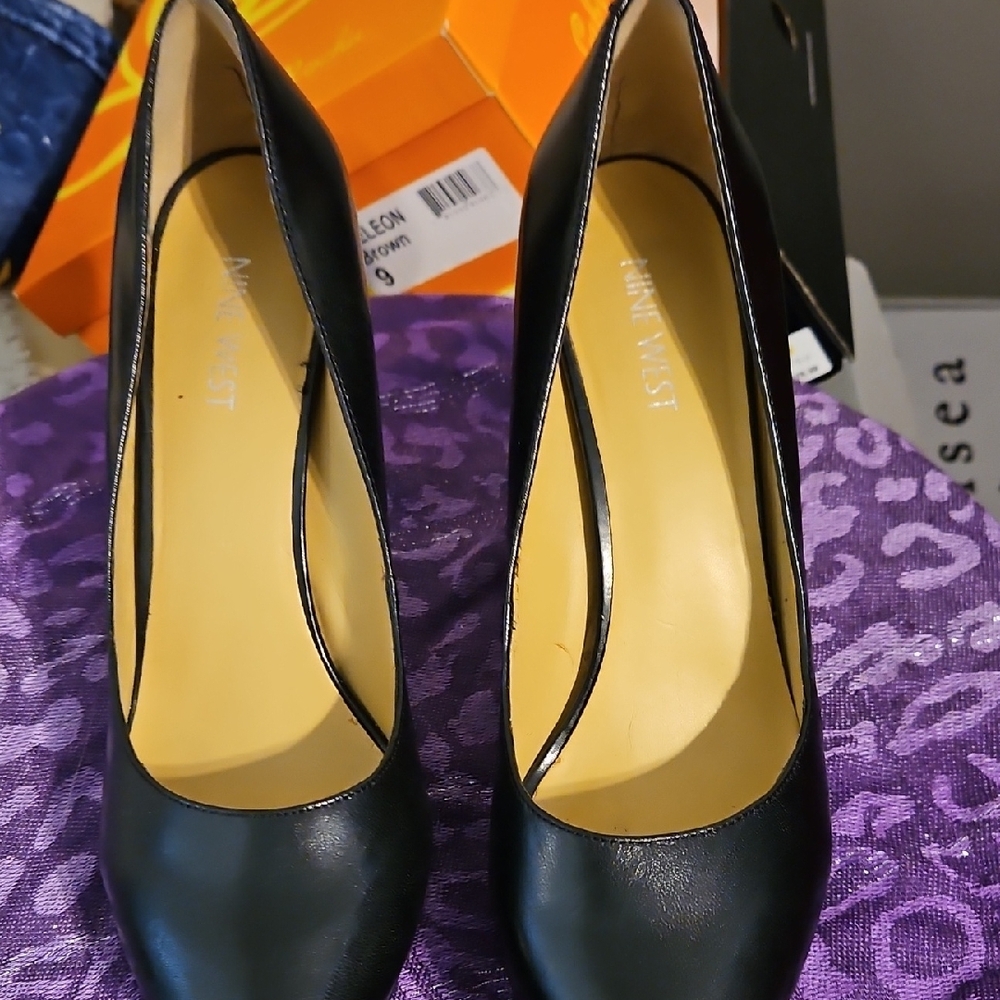 Nine West Black Women's Pumps